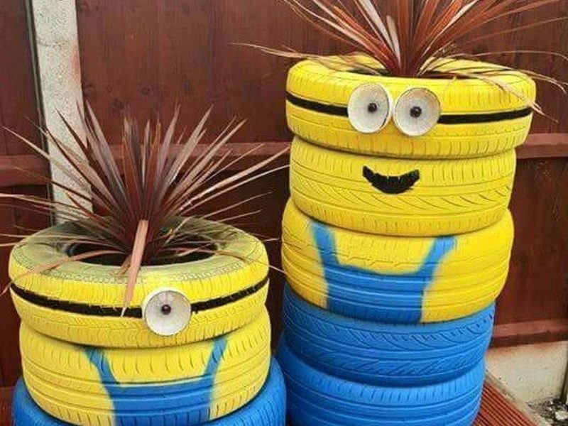 Оригинальная клумба из покрышек Как сделать клумбу из покрышек