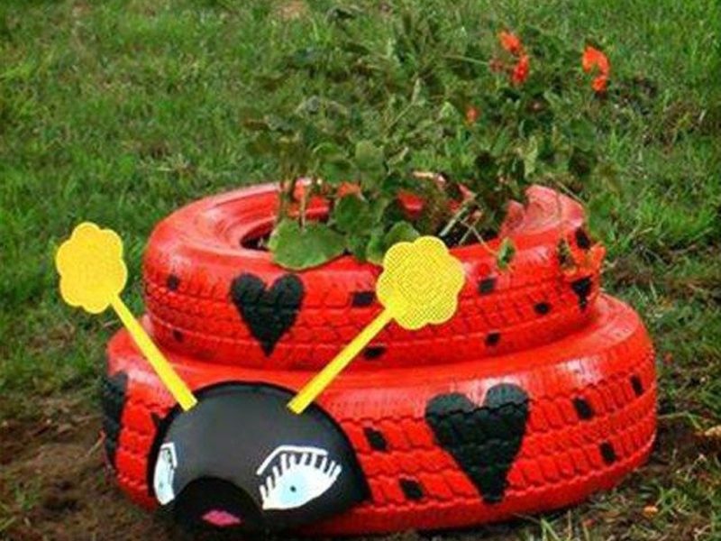 Изготовление клумбы божьи коровки Клумба Божья коровка