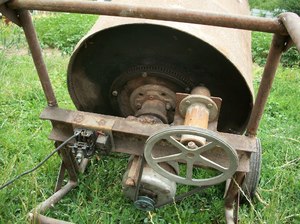 Из каких материалов создать бетономешалку