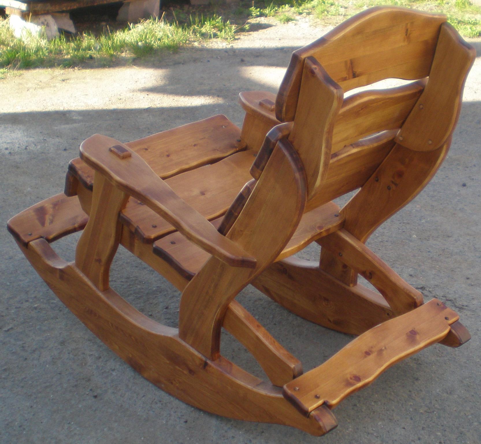 Кресло качалка из паллетов