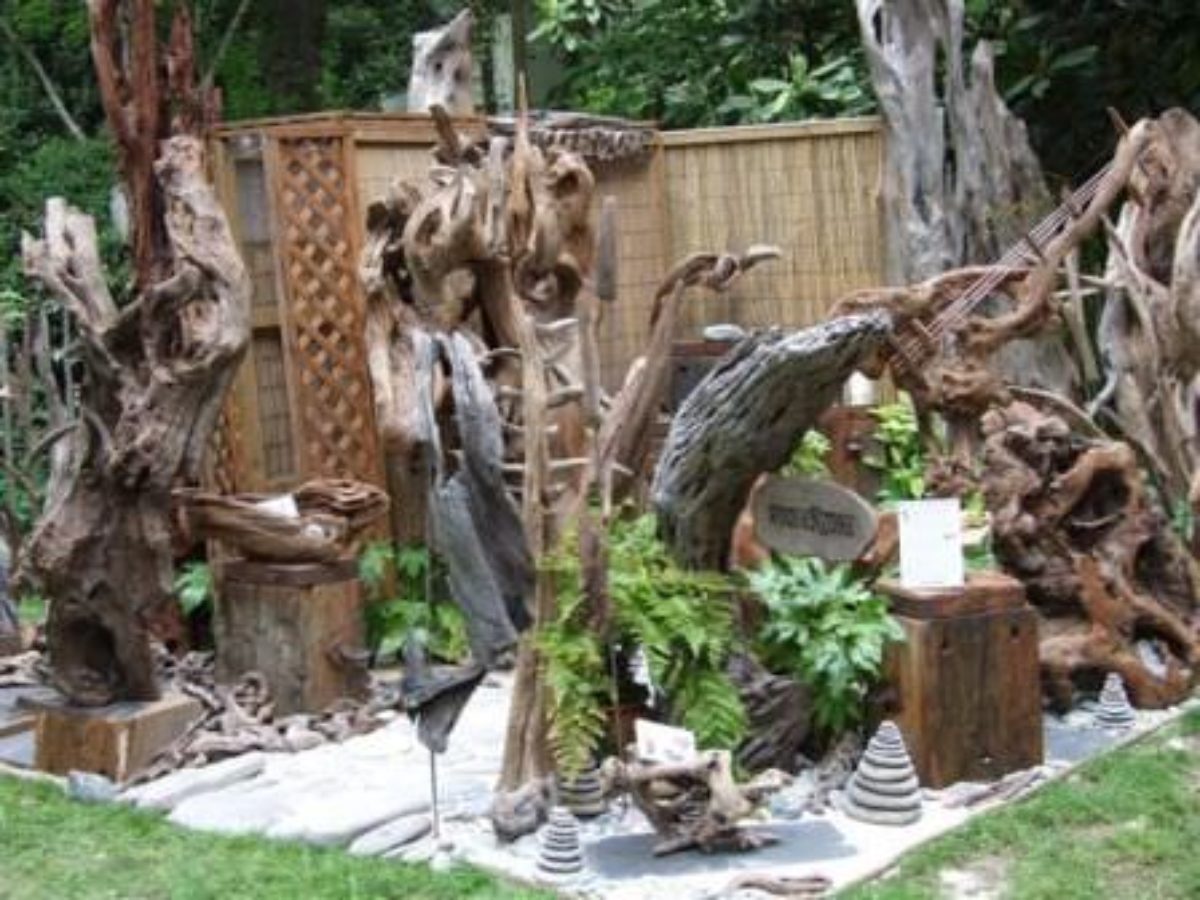 Рутарий в ландшафтном дизайне: корни и коряги на даче в саду (25 фото) - DecorWind