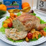 фаршированная курица с блинами видео. Смотреть фото фаршированная курица с блинами видео. Смотреть картинку фаршированная курица с блинами видео. Картинка про фаршированная курица с блинами видео. Фото фаршированная курица с блинами видео