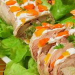 фаршированная курица с блинами видео. Смотреть фото фаршированная курица с блинами видео. Смотреть картинку фаршированная курица с блинами видео. Картинка про фаршированная курица с блинами видео. Фото фаршированная курица с блинами видео