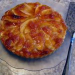 Шарлотка в мультиварке: классический рецепт вкусной выпечки