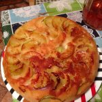 Шарлотка в мультиварке: классический рецепт вкусной выпечки