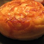 Шарлотка в мультиварке: классический рецепт вкусной выпечки