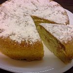 Шарлотка в мультиварке: классический рецепт вкусной выпечки