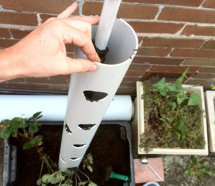 Пригодится пластиковая широкая труба