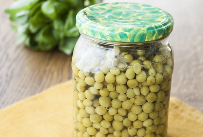 Такой горошек по вкусу ничуть не уступает магазинному продукту