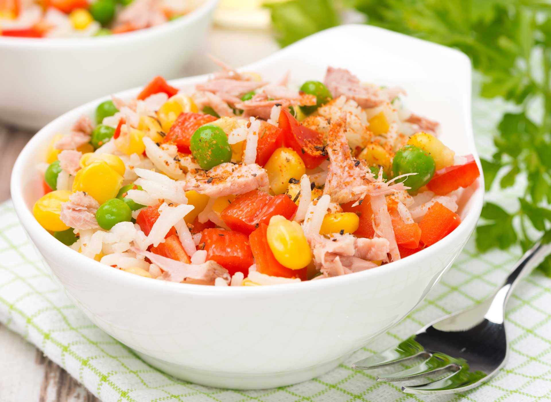 Гарнир можно смешать с отварным рисом, получится очень вкусное блюдо